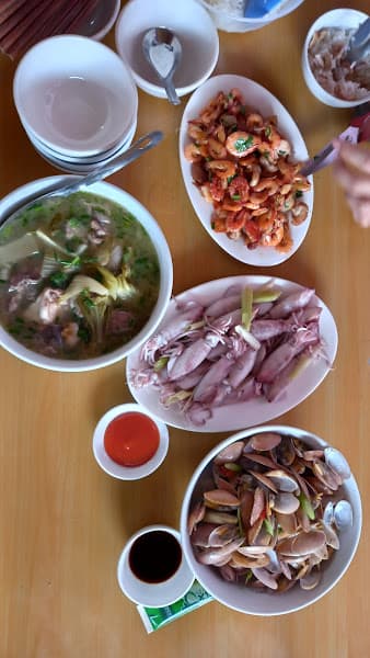 Hình ảnh Cơm Hải sản bình dân Long Thương - 2