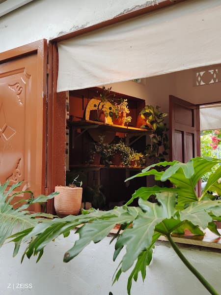 Hình ảnh Lagom Coffee, Tea & Desserts - 3