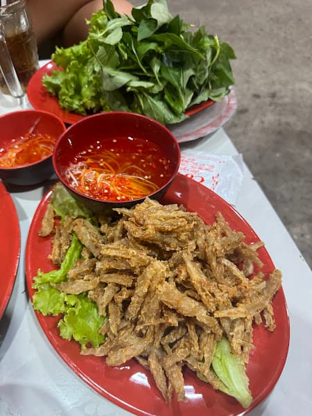 Quán ăn gia đình Cô Nhung