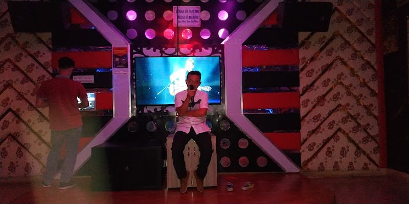Hình ảnh Karaoke Gia Đình Hội Ngộ - 5