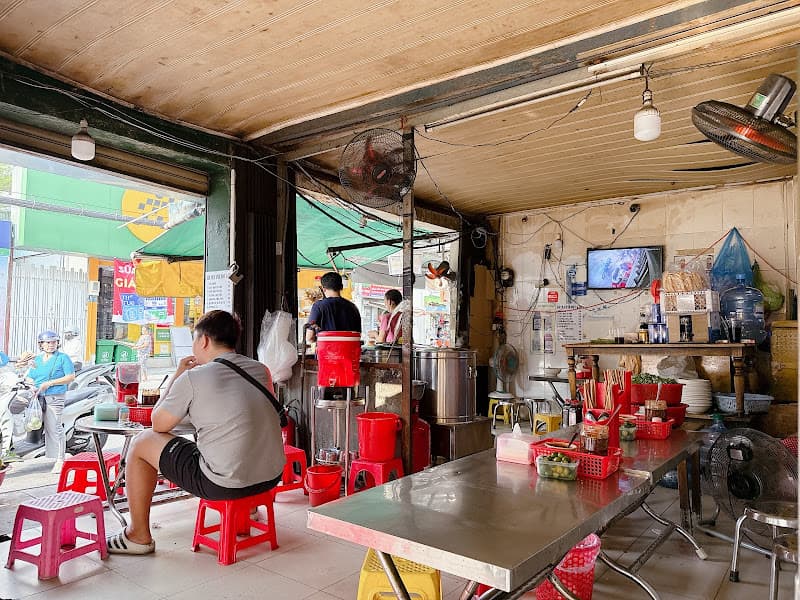 Hình ảnh Bánh Canh Bột Gạo Huế - 2