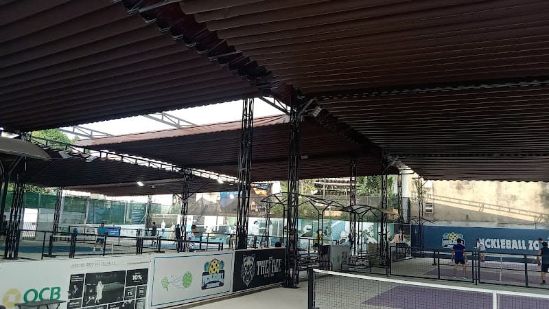 Zone pickleball club