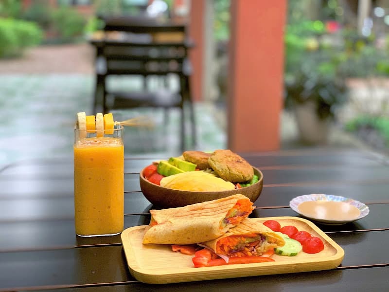 Hình ảnh Garden Café Breakfast & Late Lunch - 4