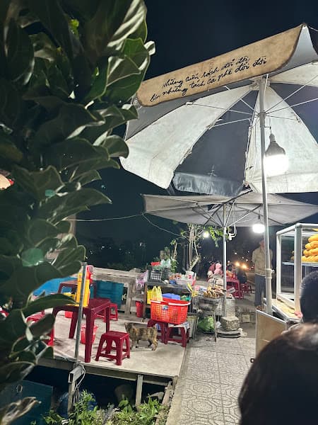 Hình ảnh Quán bánh mì xíu mại + Bánh tráng cô bé - 4