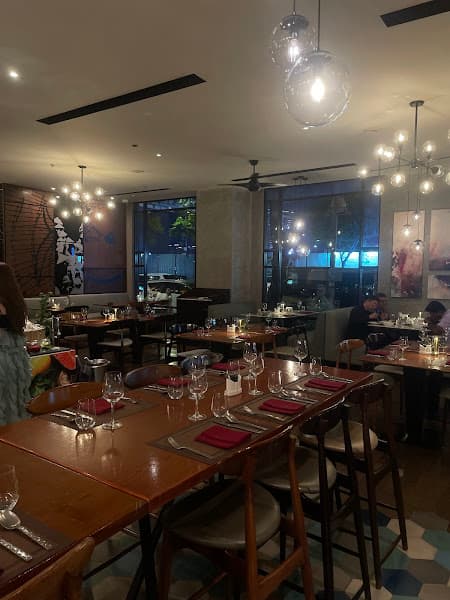 Hình ảnh Viet Kitchen - International Vietnamese Restaurant - 2