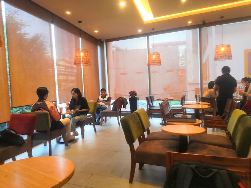 Highlands Coffee Lê Quang Định