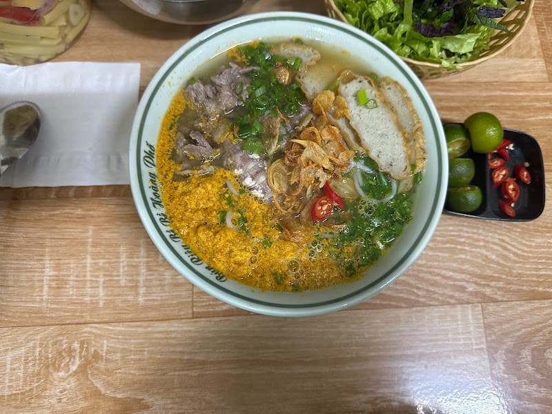 Ảnh bìa Bún Riêu Bề Bề Hoàng Phố - Con Cuông