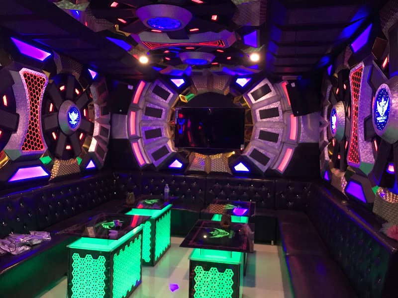 Hình ảnh Karaoke Hoàng Đạt - 3