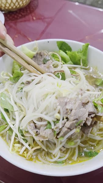 Hình ảnh Bún Bò Huế Cô Linh - Hue Beef Noodle Soup - 4