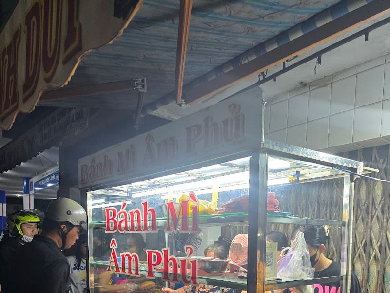 Ảnh bìa Bánh mỳ Âm phủ