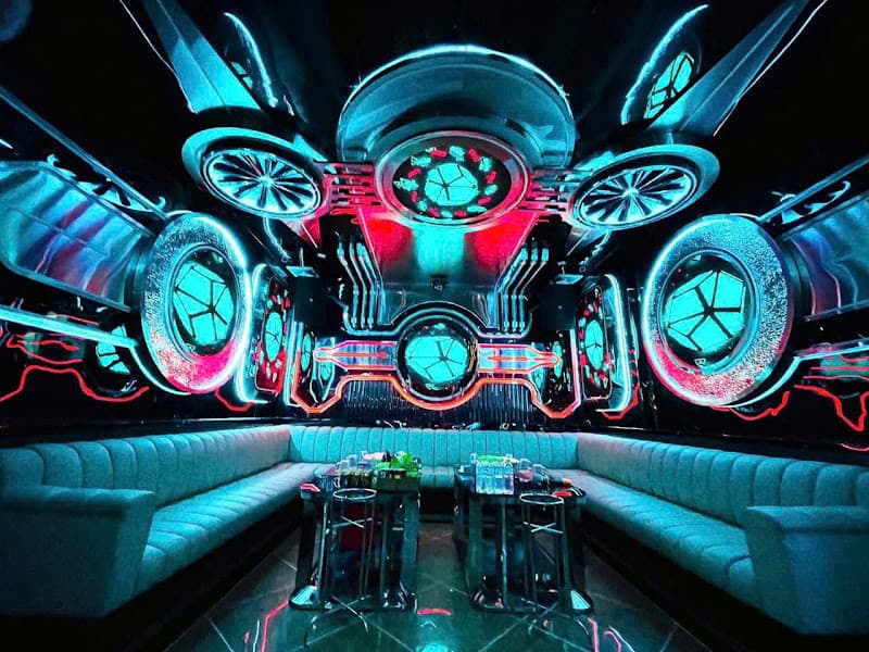 Hình ảnh Karaoke Royal 2 - 3