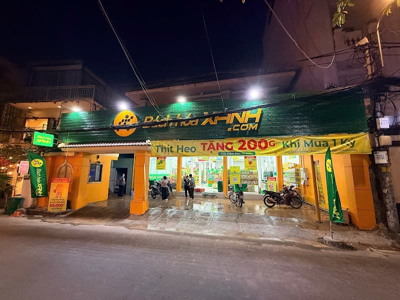 BÁCH HÓA XANH 40/16 NGUYỄN VĂN ĐẬU