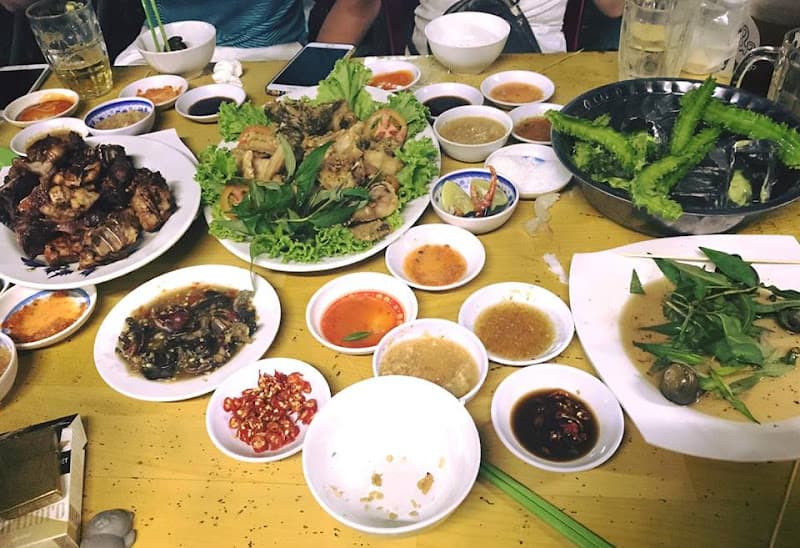 Ảnh bìa Quán ăn sân vườn Hương Nam