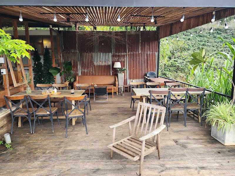 In The Forest Đà Lạt