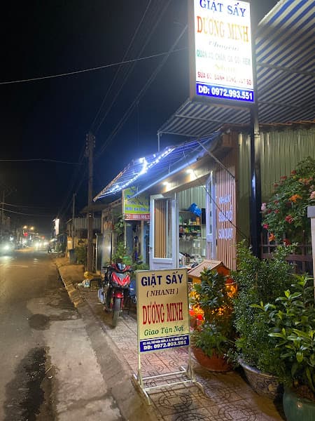 Hình ảnh Tiệm giặt sấy Dương Minh - 4