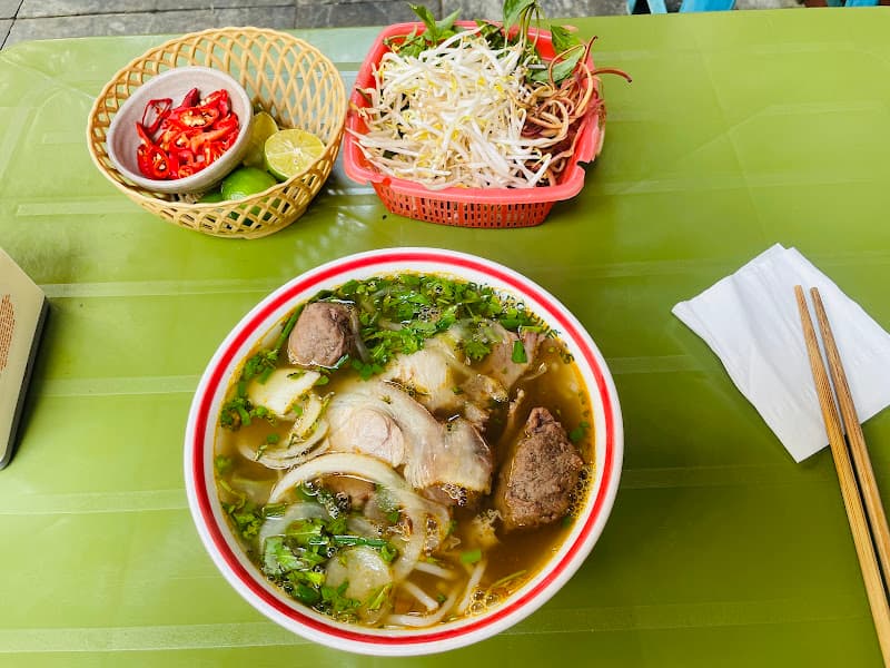 Hình ảnh Phở Bình - bún bò huế - 4