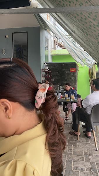 Hình ảnh Cafe Hồng Linh Karaoke - 2