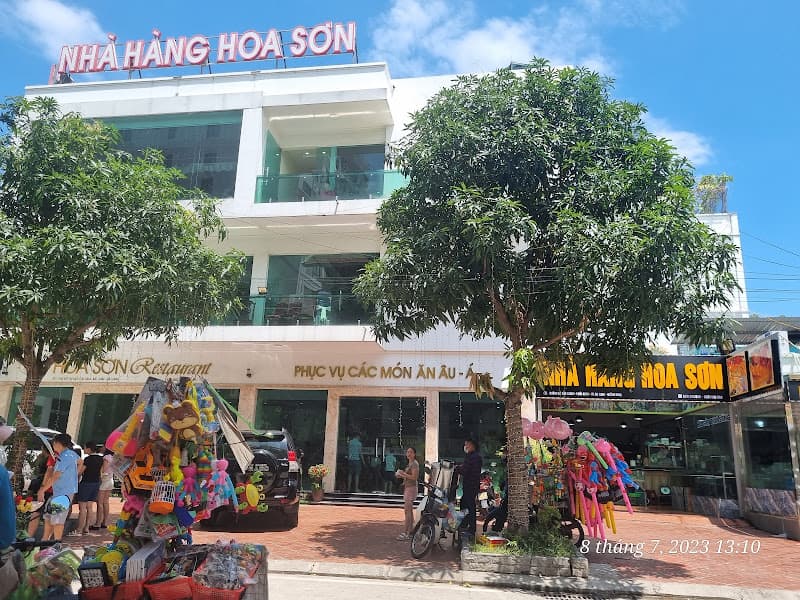 Nhà Hàng Hoa Sơn