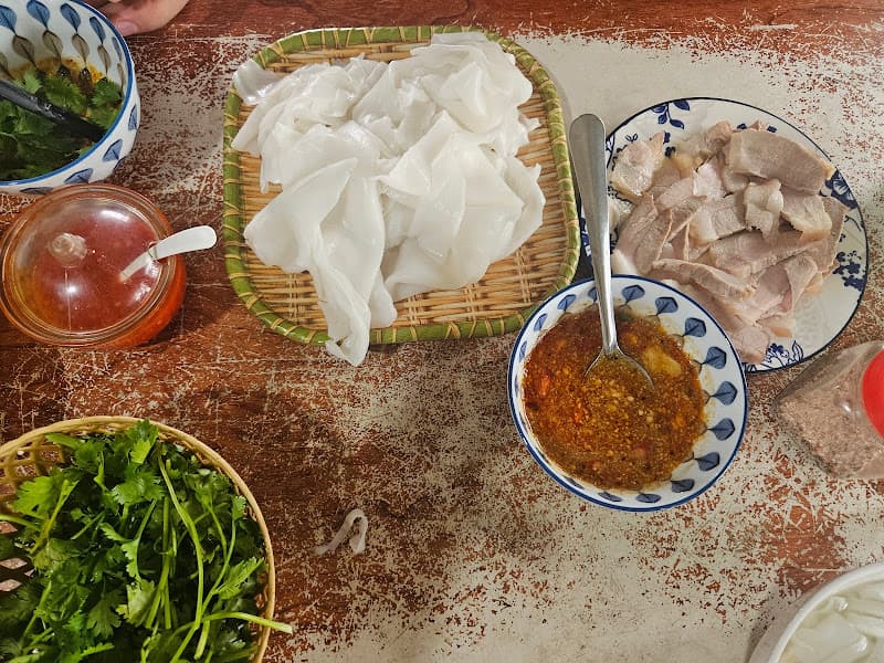 Ảnh bìa Đặc sản Phở 83 (Bò - Gà)
