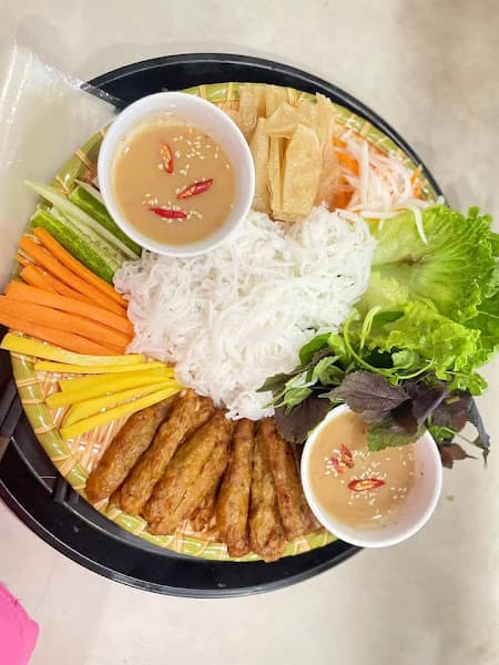 Hình ảnh Queen Tea & coffee Bình Phú - 4