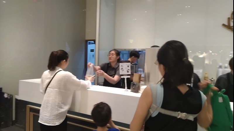 Hình ảnh KOI Thé Pearl Plaza - 4