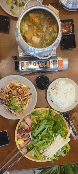 Hình ảnh Lẩu Nướng Chill Thương Một Xíu - 3