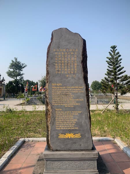 Hình ảnh Di tích lịch sử Đền thờ THÂN NHÂN TRUNG - 5