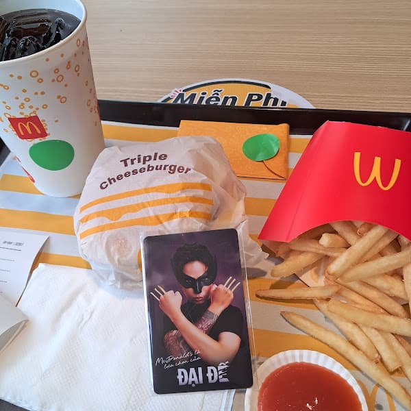Hình ảnh McDonald's Bến Thành - 4