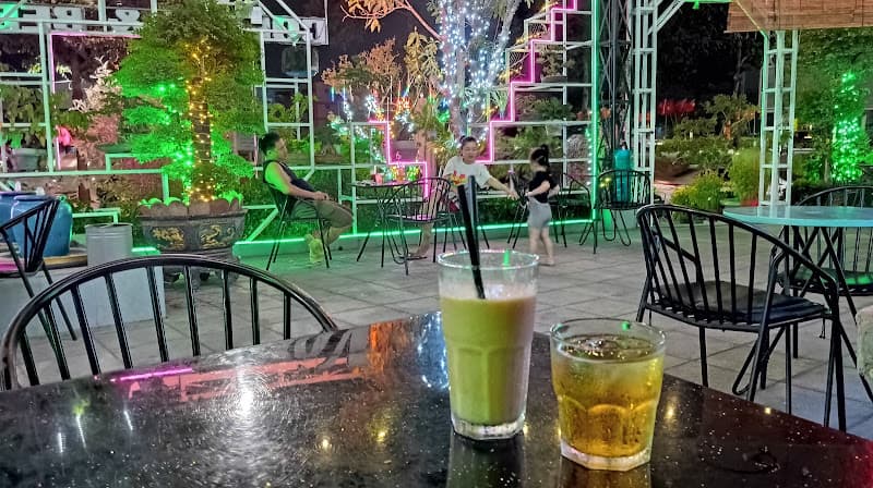 Hình ảnh Cafe Vòng Xoay - 3