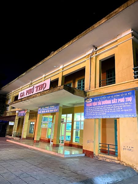 Ga Phú Thọ