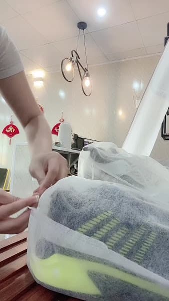 Hình ảnh Coffe Bin Bon - Laundry & Shoes Care Service - 신발 케어 & 세탁 서비스 - 4