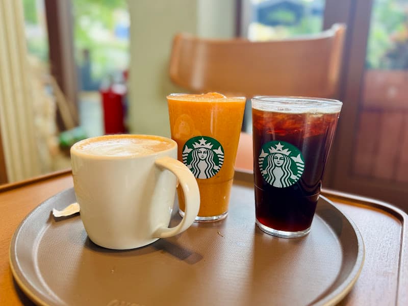 Hình ảnh Starbucks Q2 Terrace - 3