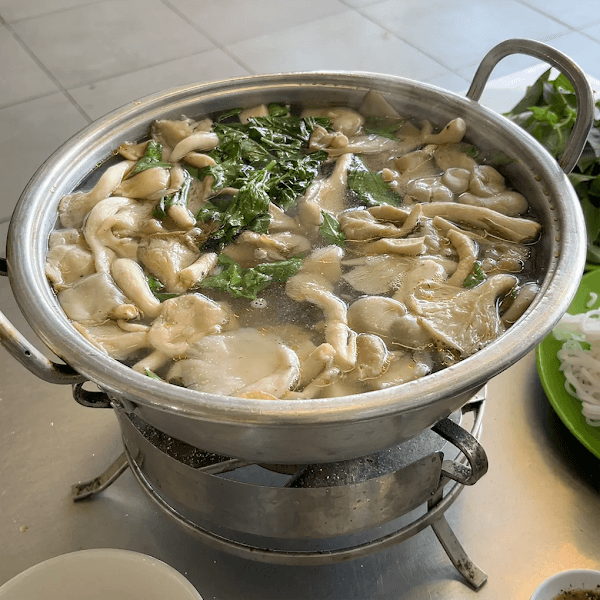 Hình ảnh Lẩu gà lá é Tao Ngộ - 4