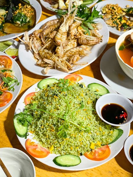 Hình ảnh Quán HẢI SẢN Làng Bè - 3