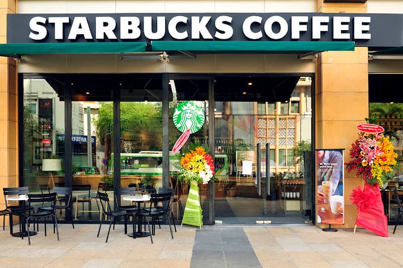 Starbucks mPlaza Sài Gòn