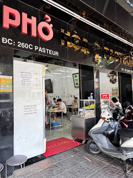 Ảnh bìa Phở Hòa Pasteur