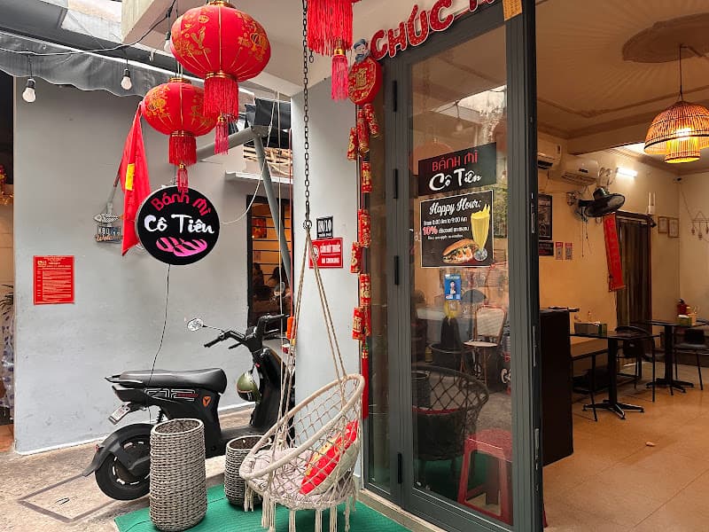 Hình ảnh Bánh mì Cô Tiên - 2