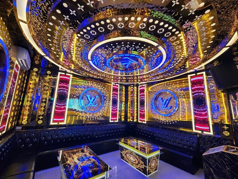 Hình ảnh KARAOKE QUANG THẮNG - 2