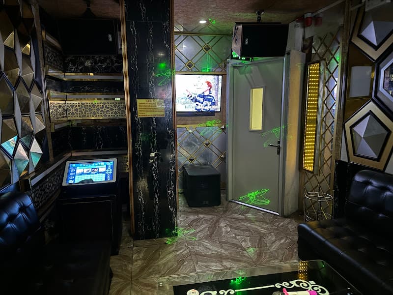 Hình ảnh Karaoke Nốt Nhạc Vui Party - Lê Văn Sỹ - 2