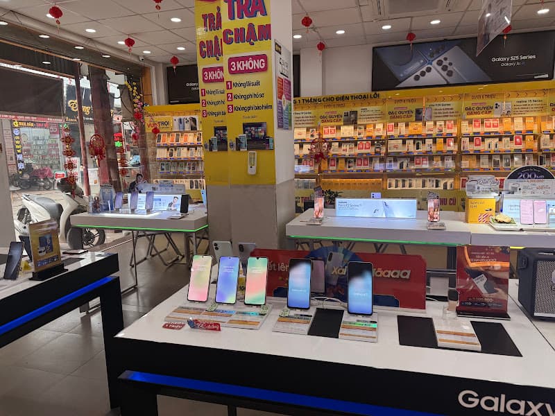 Hình ảnh Thế Giới Di Động - 3