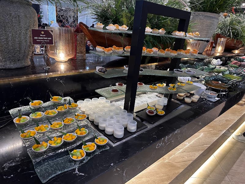 Hình ảnh Bay Seafood Buffet Tố Hữu - 3