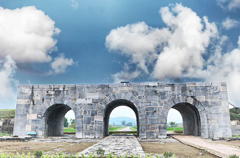 Ảnh bìa Cửa Tây Thành Nhà Hồ