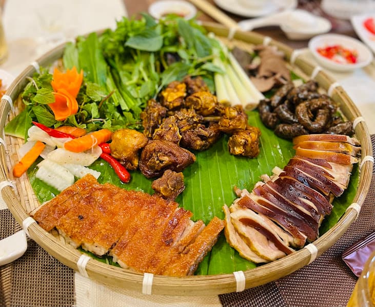 Hình ảnh Nhà Hàng Sơn Thủy - 2