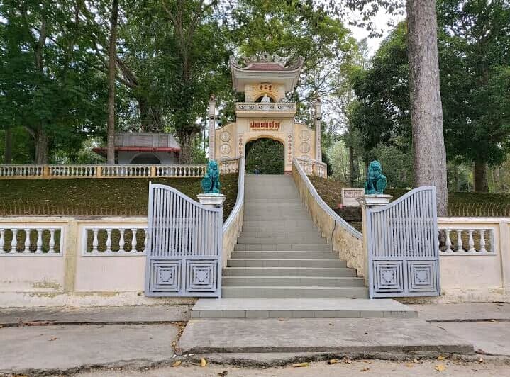 Hình ảnh Di tích Văn hóa Óc Eo (Di tích Linh Sơn Nam) - 2