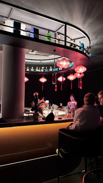 Hình ảnh AURA Cocktail Bar - 3