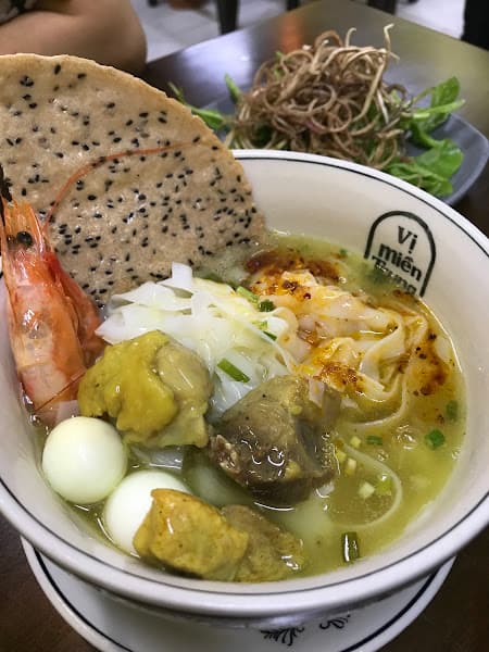 Hình ảnh Vị Miền Trung - Bún Bò Huế, Bánh Tráng Cuốn Thịt Heo Timescity - 5