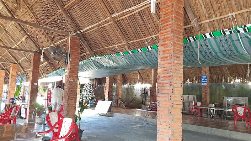 Ảnh bìa Quán ăn gia đình tài phú