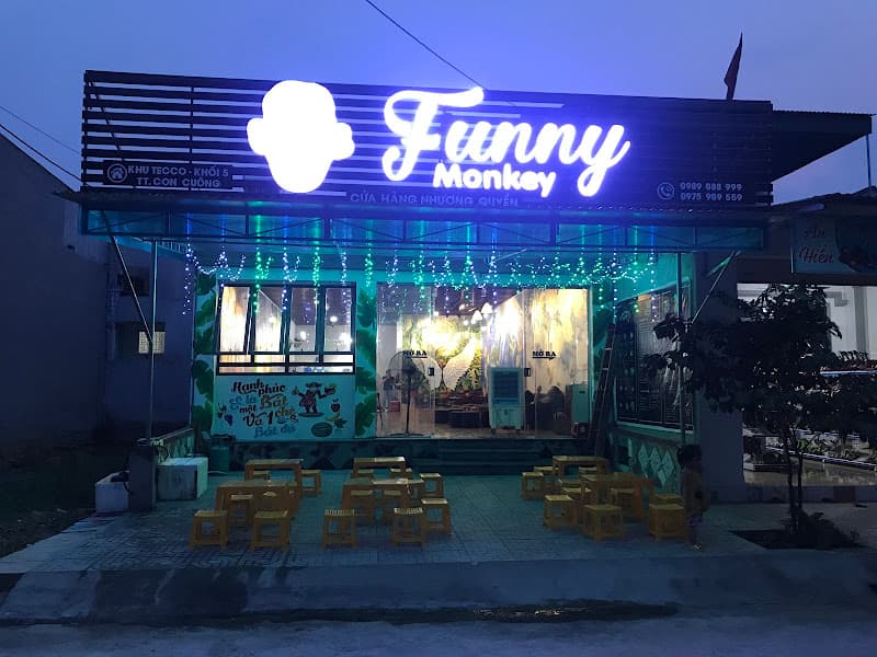 Quán Ăn vặt _ Funny Monkey con cuông