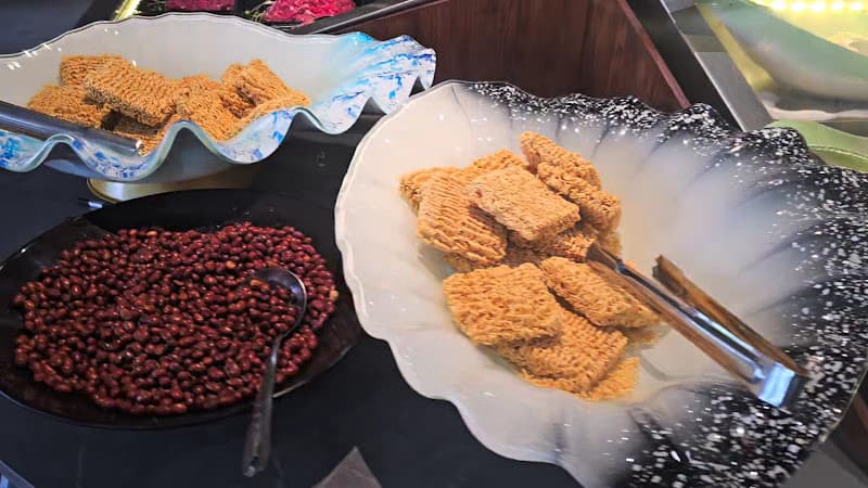 Hình ảnh Nhà Hàng Buffet Lẩu Nướng Lục Thiện Môn 六扇門自助火锅 - 2