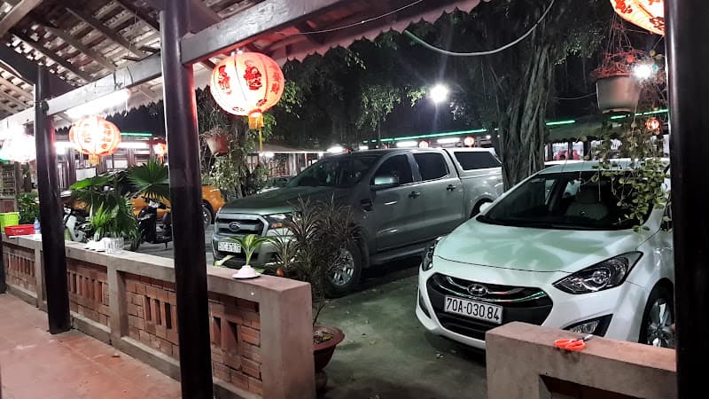 Hình ảnh Quán hải sản Biển Đông 2 - 5